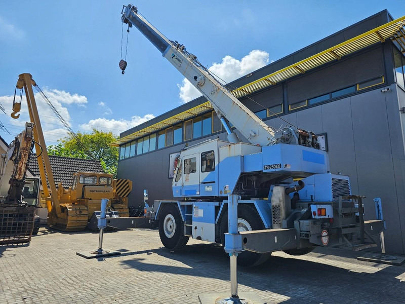 Tadano TR250E - Visurgājējs celtnis: foto 2 Tadano TR250E - Visurgājējs celtnis: foto 2