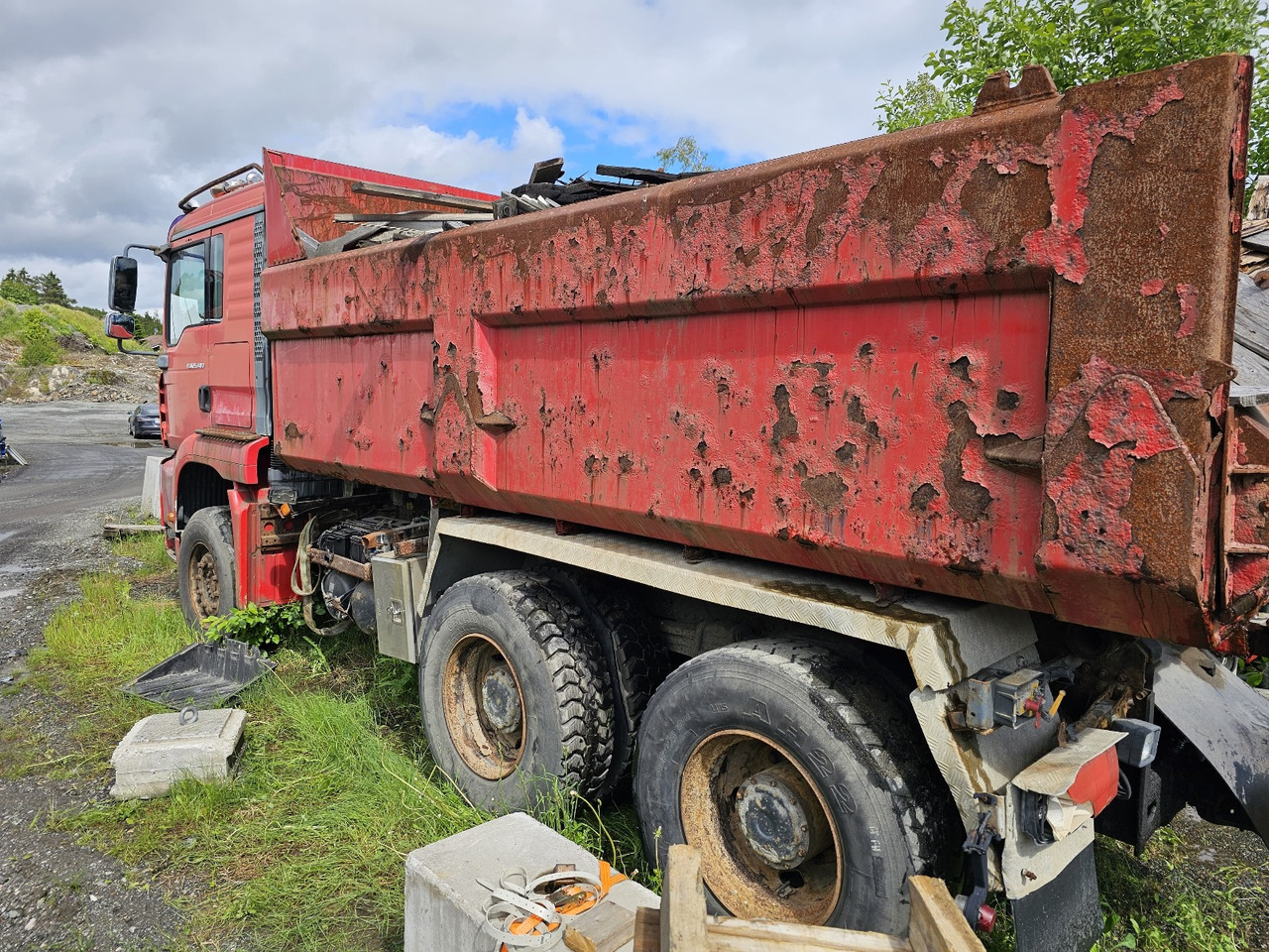 MAN TGA 26.480 6x4 Manual Full Steel - Kravas automašīna pašizgāzējs: foto 2 MAN TGA 26.480 6x4 Manual Full Steel - Kravas automašīna pašizgāzējs: foto 2