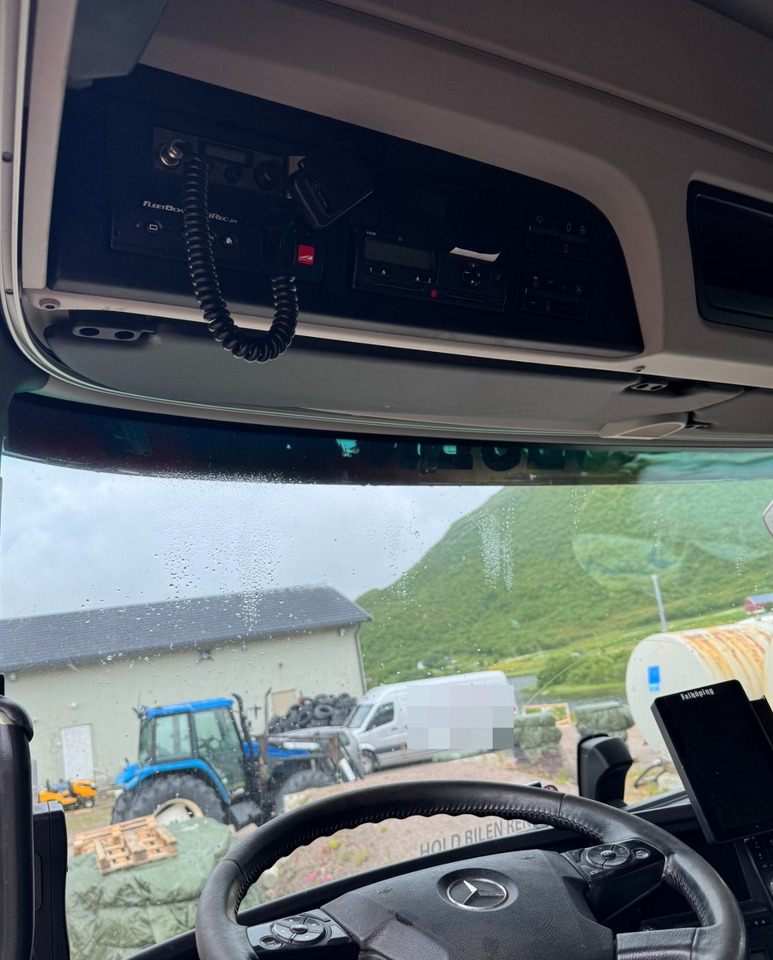 Kravas automašīna pašizgāzējs Mercedes-Benz Arocs 2658: foto 9