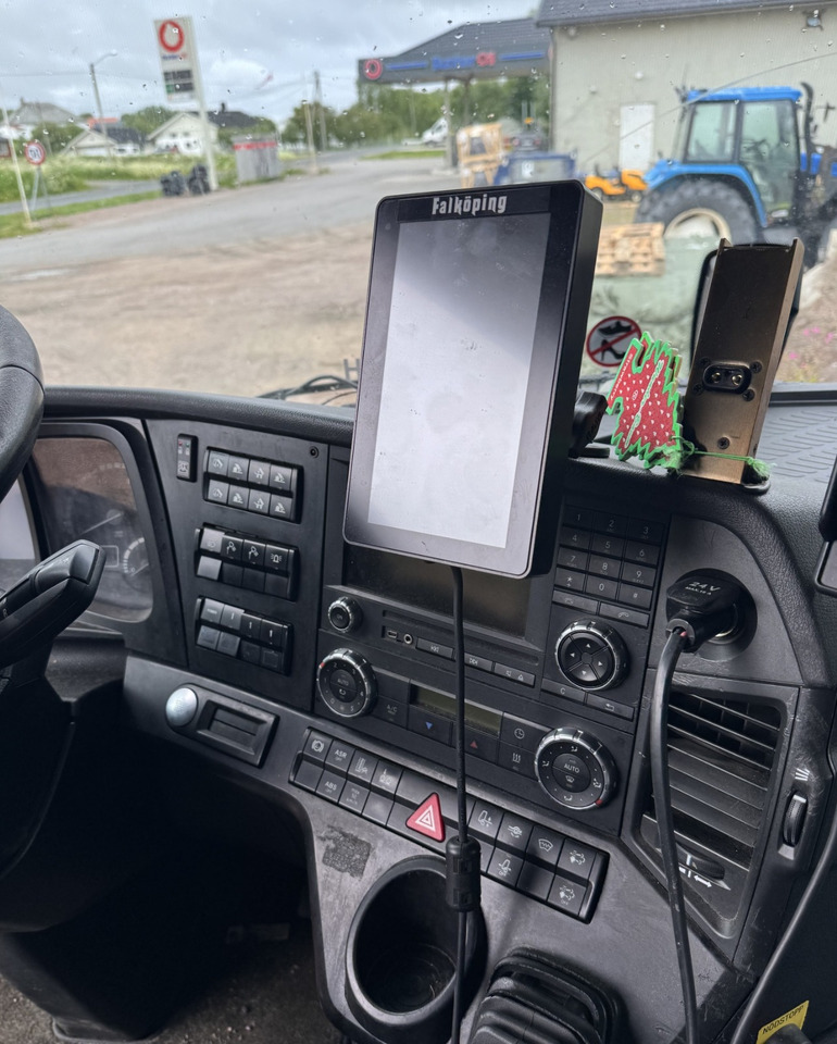 Kravas automašīna pašizgāzējs Mercedes-Benz Arocs 2658: foto 7