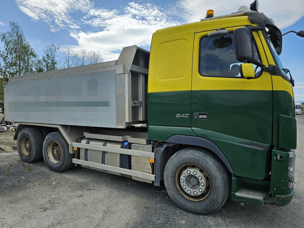 Volvo FH16 540 6x4 Retarder - Kravas automašīna pašizgāzējs: foto 5 Volvo FH16 540 6x4 Retarder - Kravas automašīna pašizgāzējs: foto 5
