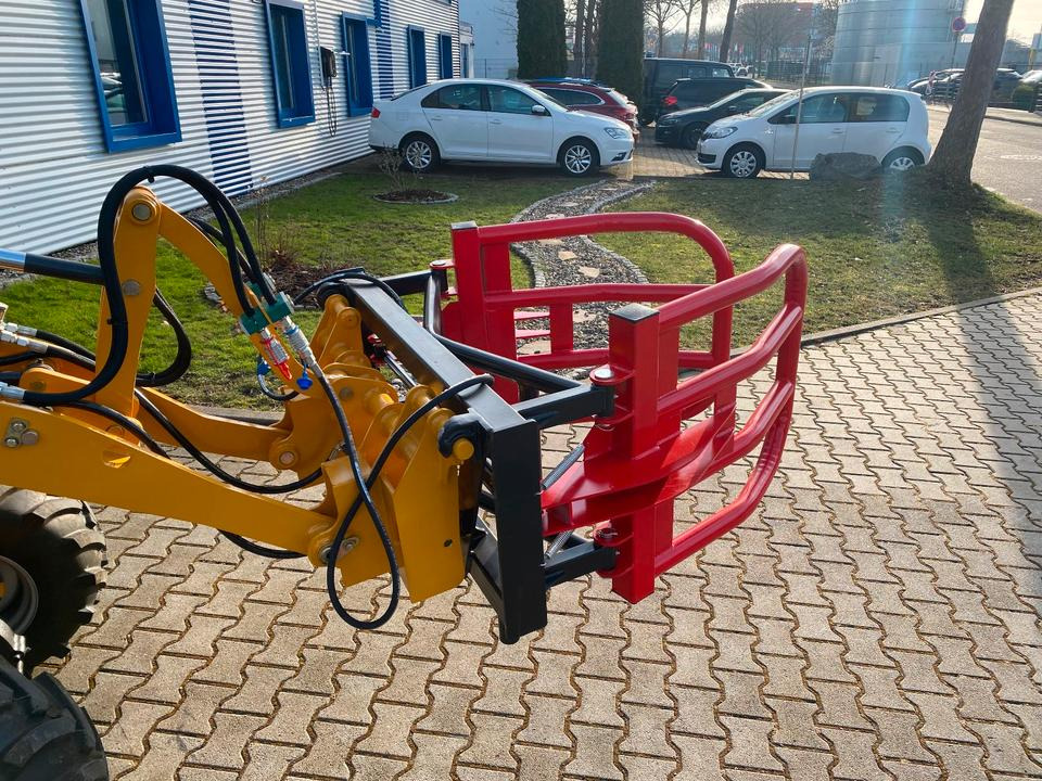 Ballengreifer/Ballenzange 1,80M *INKL.19% MWST*EURO-AUFNAHME*SOFORT VERFÜGBAR!* - Satvērējs: foto 5 Ballengreifer/Ballenzange 1,80M *INKL.19% MWST*EURO-AUFNAHME*SOFORT VERFÜGBAR!* - Satvērējs: foto 5