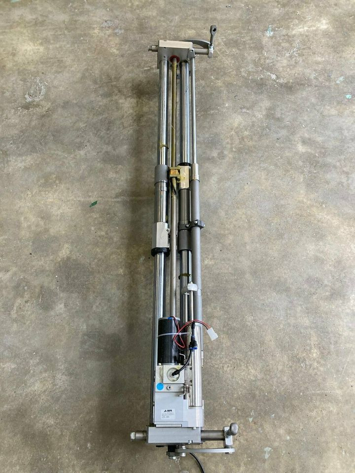 MAN Lion´s City 12 Türantrieb hintere Tür Teilenummer 36744066140 - Durvis un rezerves daļas - Kravas automašīna: foto 1 MAN Lion´s City 12 Türantrieb hintere Tür Teilenummer 36744066140 - Durvis un rezerves daļas - Kravas automašīna: foto 1