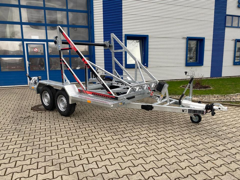 Vermietung / Kabelanhänger 2700KG / Nutzlast 2040KG / Kabeltrommel-Anhänger / Glasfaser/ 3 Tage - Piekabe kabeļu vedējs: foto 1 Vermietung / Kabelanhänger 2700KG / Nutzlast 2040KG / Kabeltrommel-Anhänger / Glasfaser/ 3 Tage - Piekabe kabeļu vedējs: foto 1