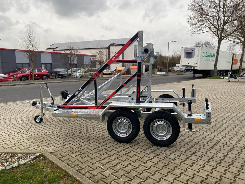 Vermietung / Kabelanhänger 3500KG / Nutzlast 2766KG / Kabeltrommel-Anhänger / Glasfaser/ 1 Woche - Piekabe kabeļu vedējs: foto 4 Vermietung / Kabelanhänger 3500KG / Nutzlast 2766KG / Kabeltrommel-Anhänger / Glasfaser/ 1 Woche - Piekabe kabeļu vedējs: foto 4