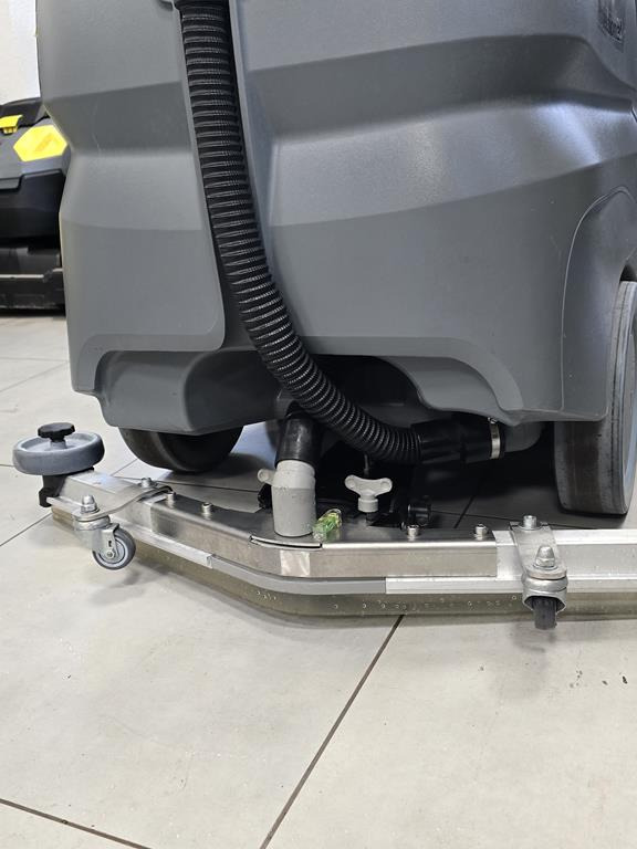 Grīdas mazgāšanas iekārta KÄRCHER B 90 + R75 266 working hours: foto 9 Grīdas mazgāšanas iekārta KÄRCHER B 90 + R75 266 working hours: foto 9