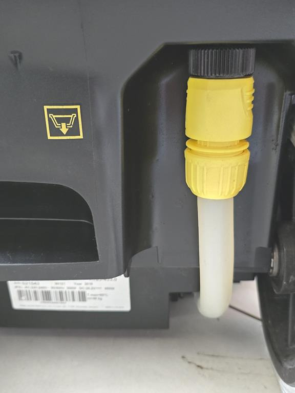 Grīdas mazgāšanas iekārta KARCHER BD 38/12 C: foto 10