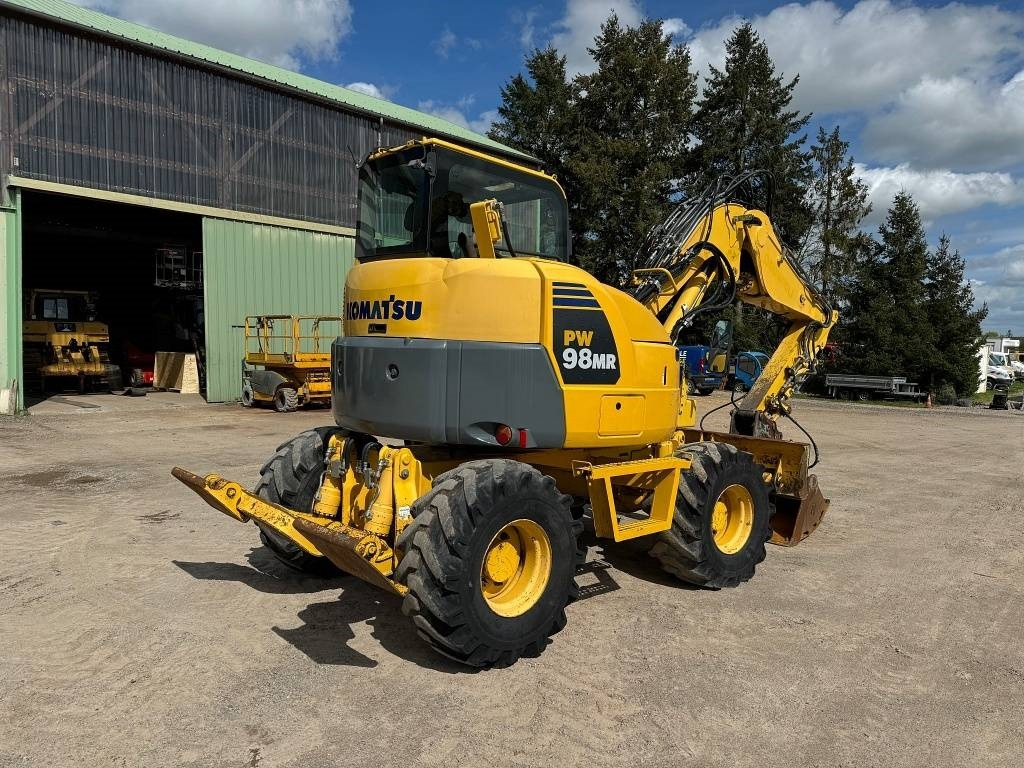 Komatsu PW 98 MR-8 - Riteņu ekskavators: foto 4 Komatsu PW 98 MR-8 - Riteņu ekskavators: foto 4