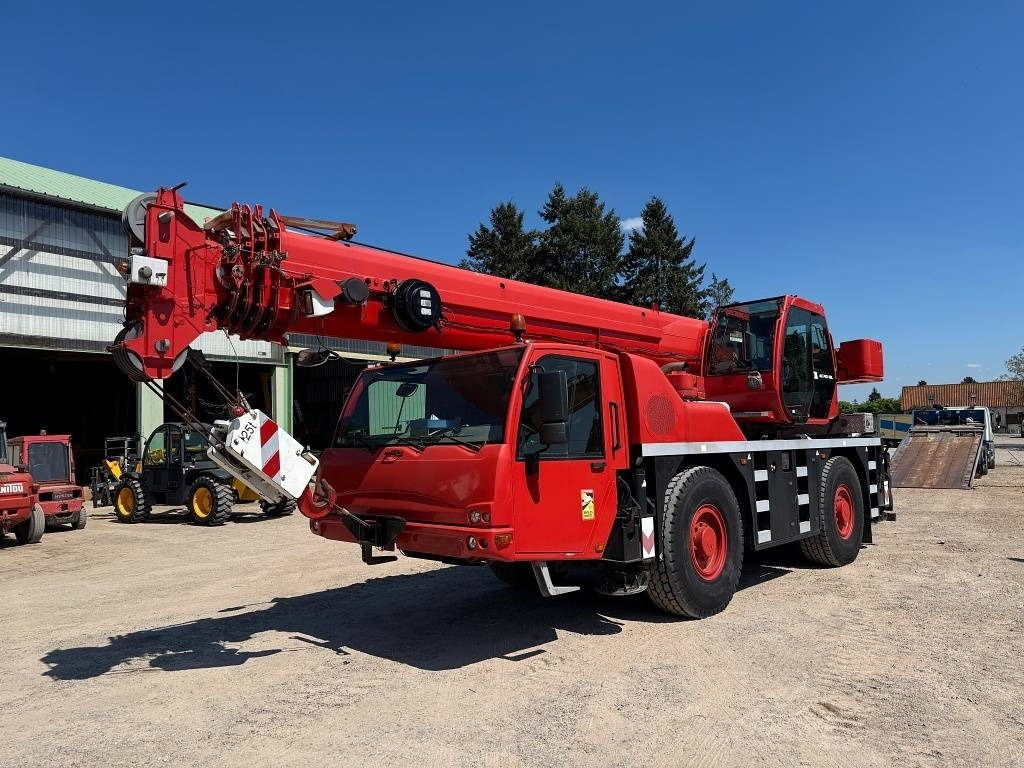 Terex Demag AC 40-2 L - Autoceltnis: foto 1 Terex Demag AC 40-2 L - Autoceltnis: foto 1