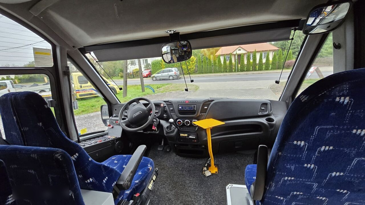IVECO FIRST - AIRCO + WEBASTO + 29 PLACE - EURO VI - Pilsētas autobuss: foto 3 IVECO FIRST - AIRCO + WEBASTO + 29 PLACE - EURO VI - Pilsētas autobuss: foto 3