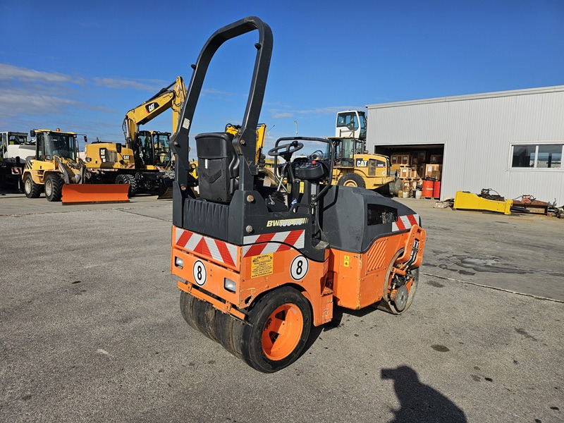 BOMAG BW100AC-4 - Kombinētais veltnis: foto 3 BOMAG BW100AC-4 - Kombinētais veltnis: foto 3