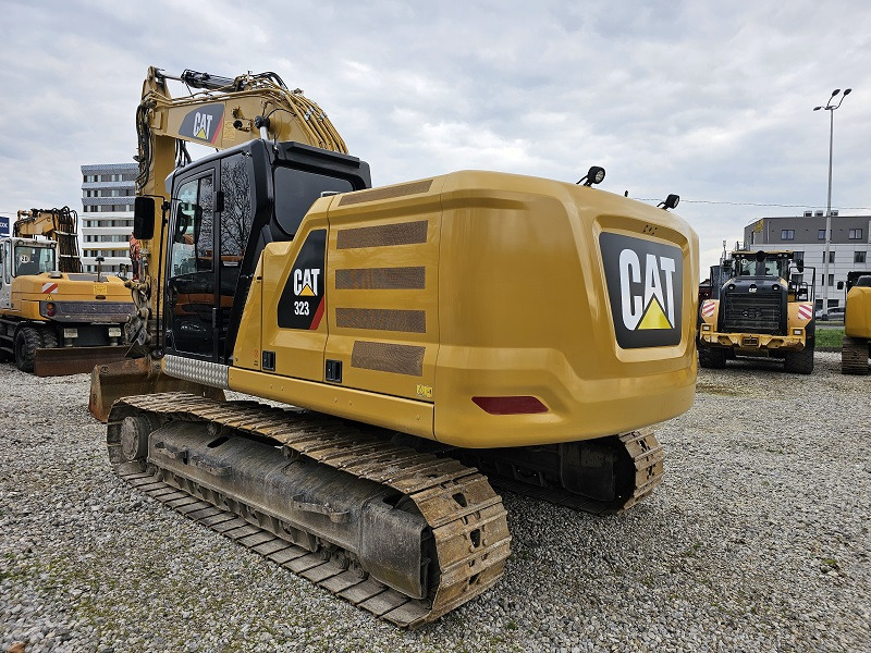 CATERPILLAR 323-07B - Kāpurķēžu ekskavators: foto 3 CATERPILLAR 323-07B - Kāpurķēžu ekskavators: foto 3