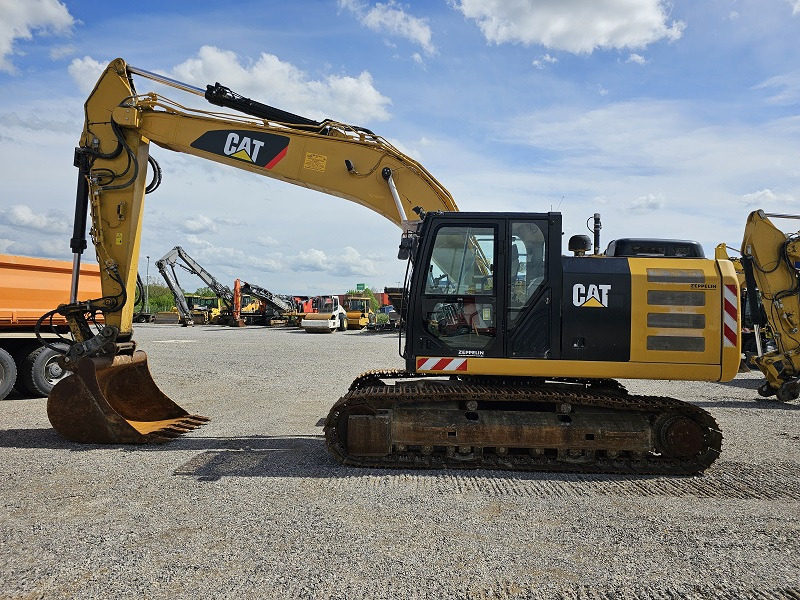 CATERPILLAR 323EL GPS Trimble - Kāpurķēžu ekskavators: foto 2 CATERPILLAR 323EL GPS Trimble - Kāpurķēžu ekskavators: foto 2