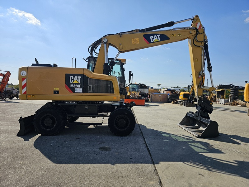 CATERPILLAR M320F - Riteņu ekskavators: foto 4 CATERPILLAR M320F - Riteņu ekskavators: foto 4