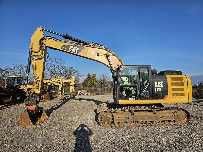 Caterpillar 323EL - Kāpurķēžu ekskavators: foto 1 Caterpillar 323EL - Kāpurķēžu ekskavators: foto 1