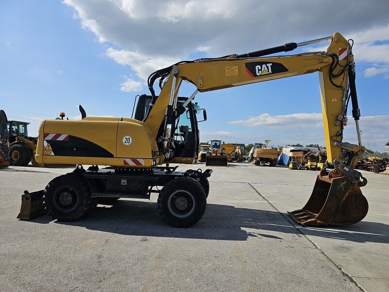Caterpillar M315D - Riteņu ekskavators: foto 4 Caterpillar M315D - Riteņu ekskavators: foto 4