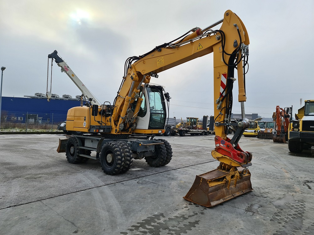 Celtniecības tehnika LIEBHERR A316: foto 6