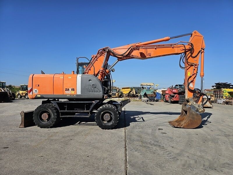 Hitachi ZX190W-3 - Riteņu ekskavators: foto 4 Hitachi ZX190W-3 - Riteņu ekskavators: foto 4