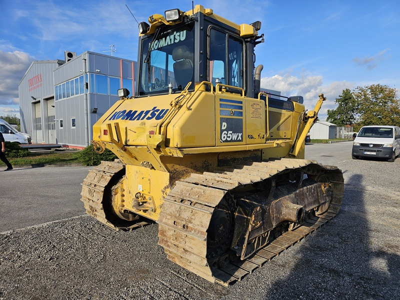 KOMATSU D65WX-17 - Buldozers: foto 4 KOMATSU D65WX-17 - Buldozers: foto 4