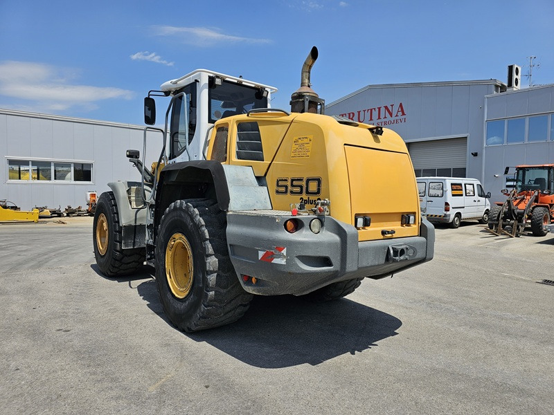 LIEBHERR L550 - Riteņu iekrāvējs: foto 3 LIEBHERR L550 - Riteņu iekrāvējs: foto 3