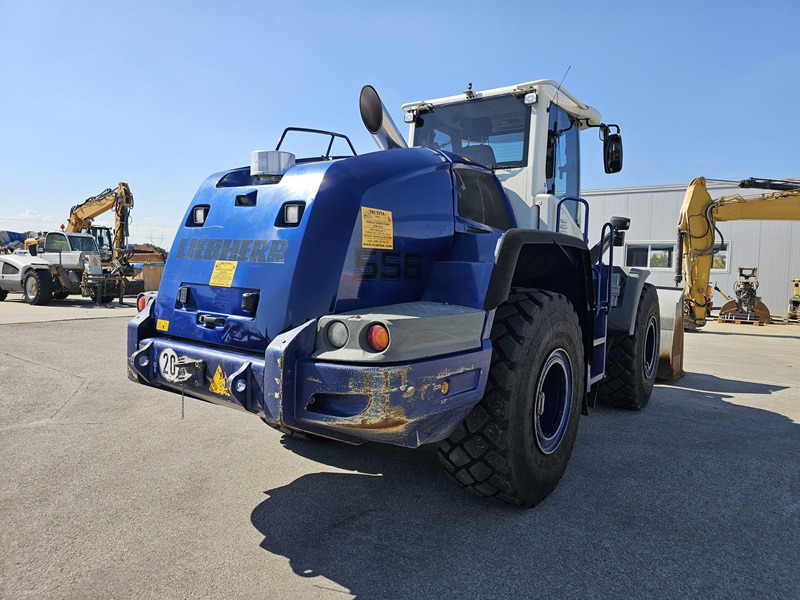 LIEBHERR L556 - Riteņu iekrāvējs: foto 3 LIEBHERR L556 - Riteņu iekrāvējs: foto 3