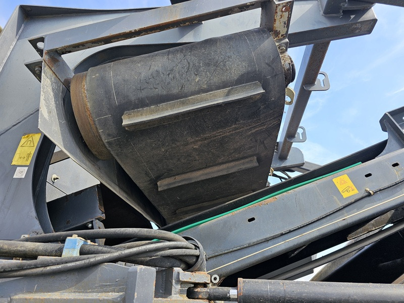 Trieciena drupinātājs METSO LT1213S: foto 11