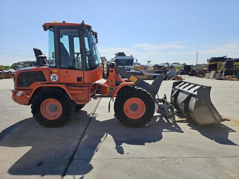 VOLVO L30G - Riteņu iekrāvējs: foto 5 VOLVO L30G - Riteņu iekrāvējs: foto 5