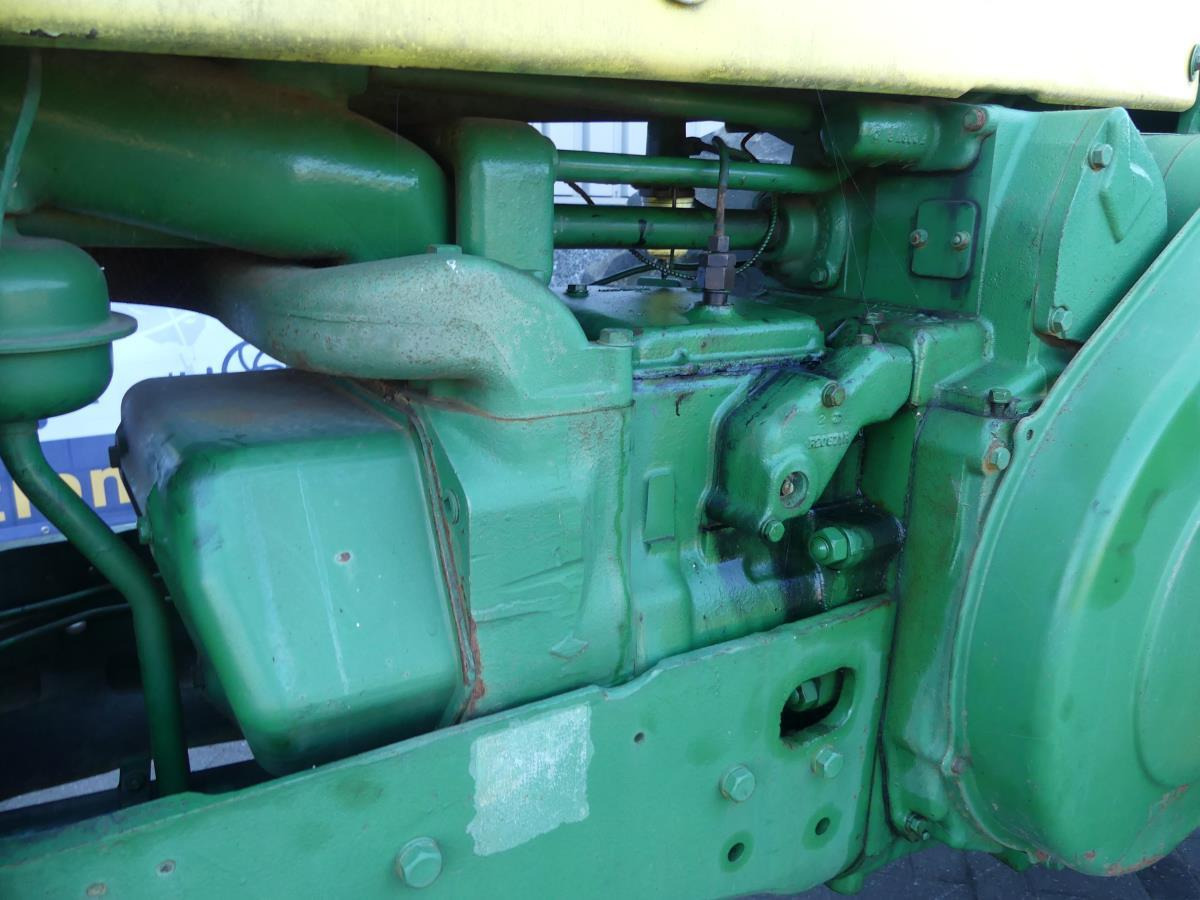 Traktors John-Deere 730: foto 24