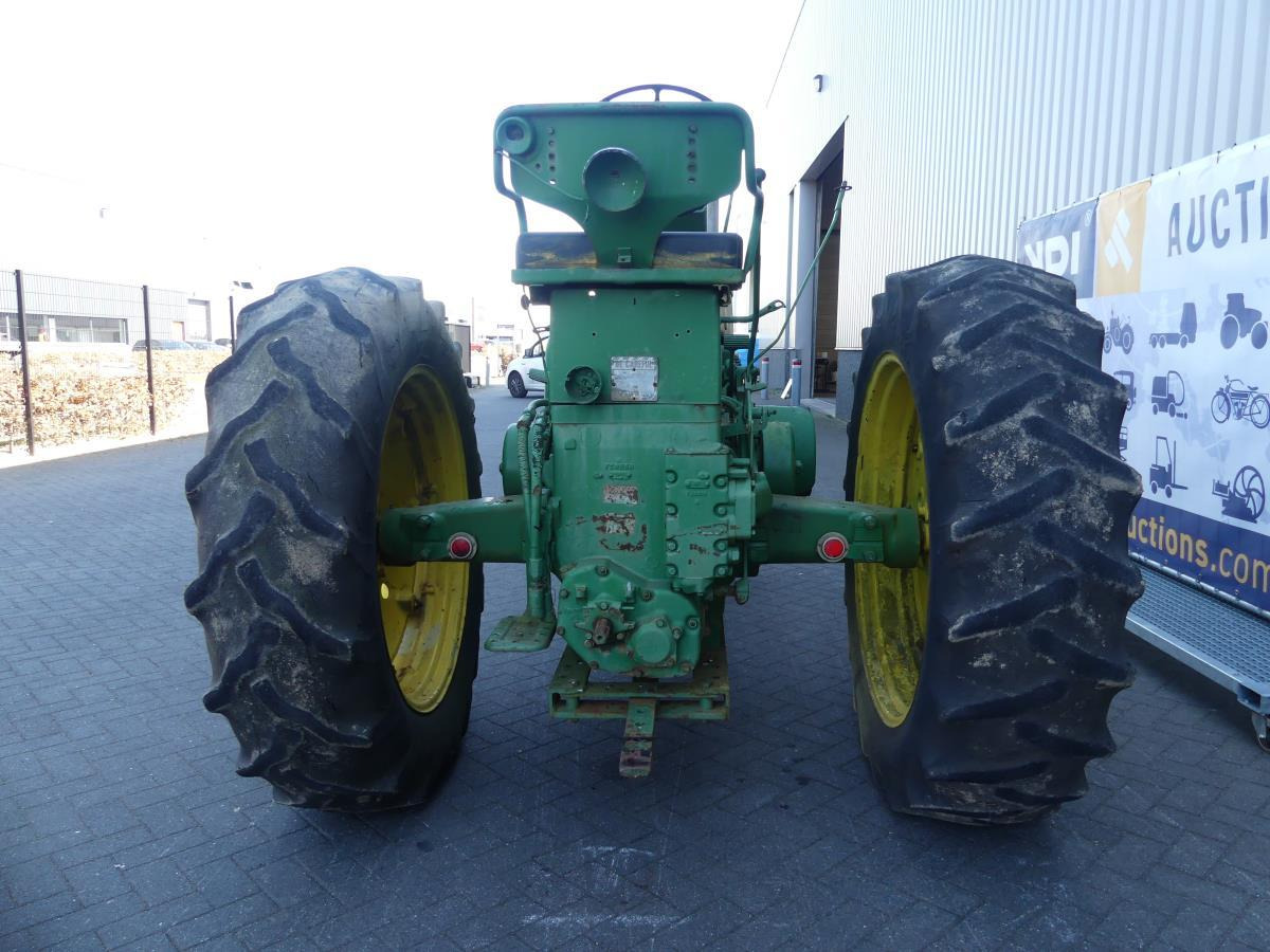 Traktors John-Deere 730: foto 6