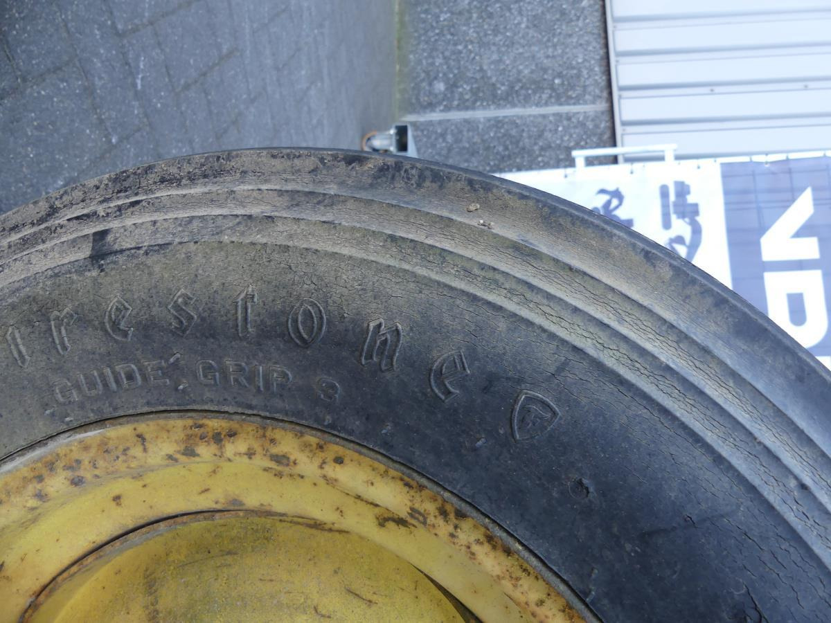 Traktors John-Deere 730: foto 26