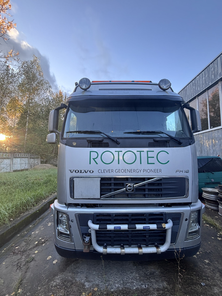 VOLVO FH16 - 580 - Vilcējs: foto 1 VOLVO FH16 - 580 - Vilcējs: foto 1