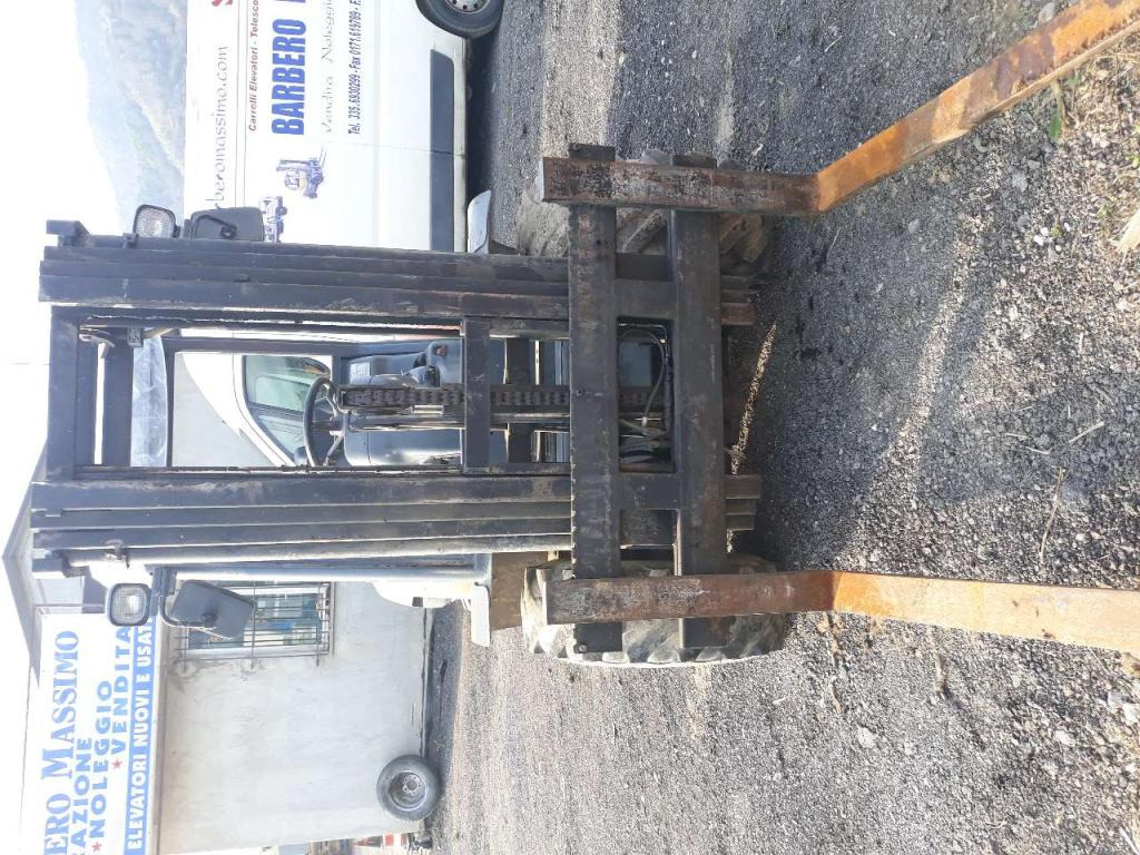 Ausa C200HX4 - Bezceļu autokrāvējs: foto 2 Ausa C200HX4 - Bezceļu autokrāvējs: foto 2