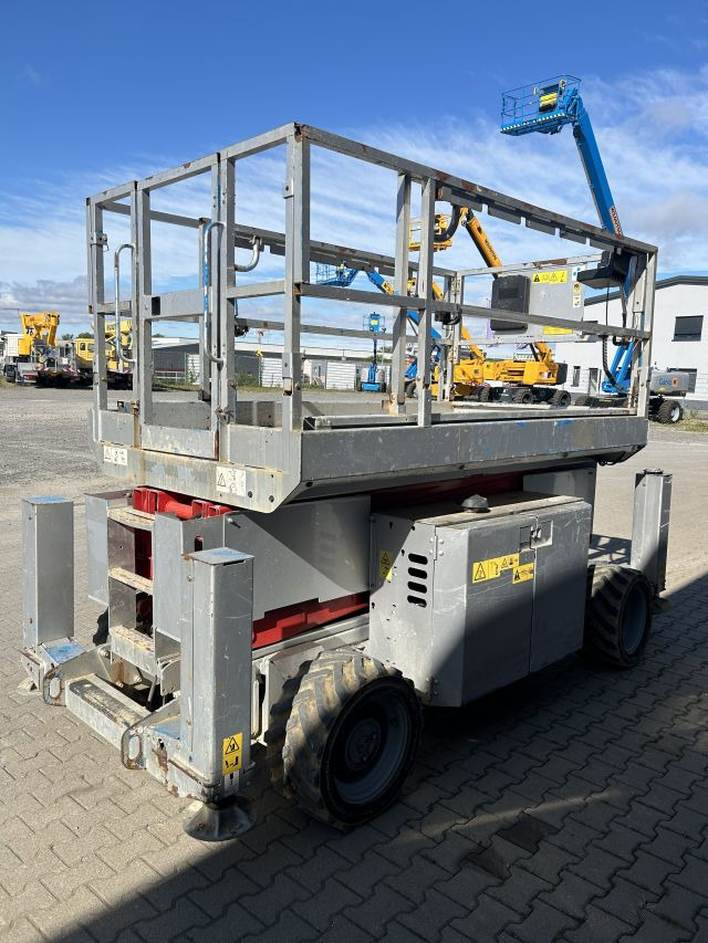 GENIE GS3369RT - Šķērveida pacēlājs: foto 2 GENIE GS3369RT - Šķērveida pacēlājs: foto 2
