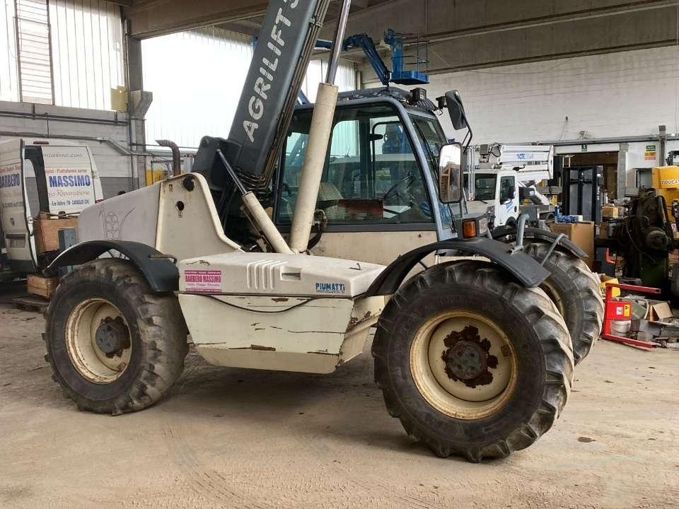 Terex 357 - Teleskopiskais iekrāvējs: foto 4 Terex 357 - Teleskopiskais iekrāvējs: foto 4