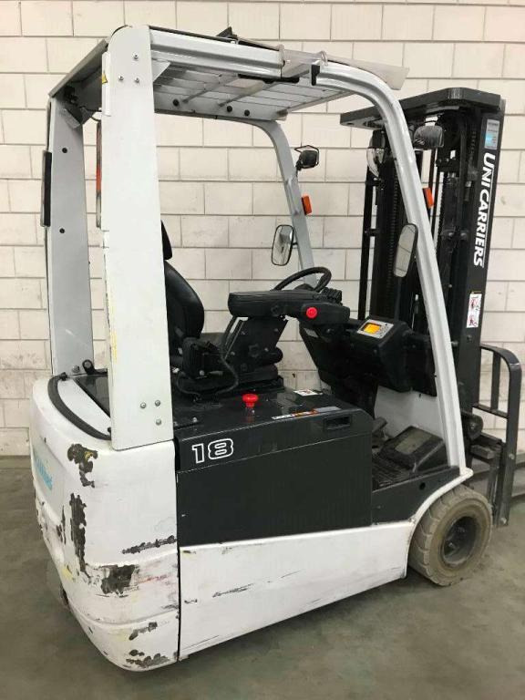 Unicarriers TX 3/18 - Elektroiekrāvējs: foto 1 Unicarriers TX 3/18 - Elektroiekrāvējs: foto 1