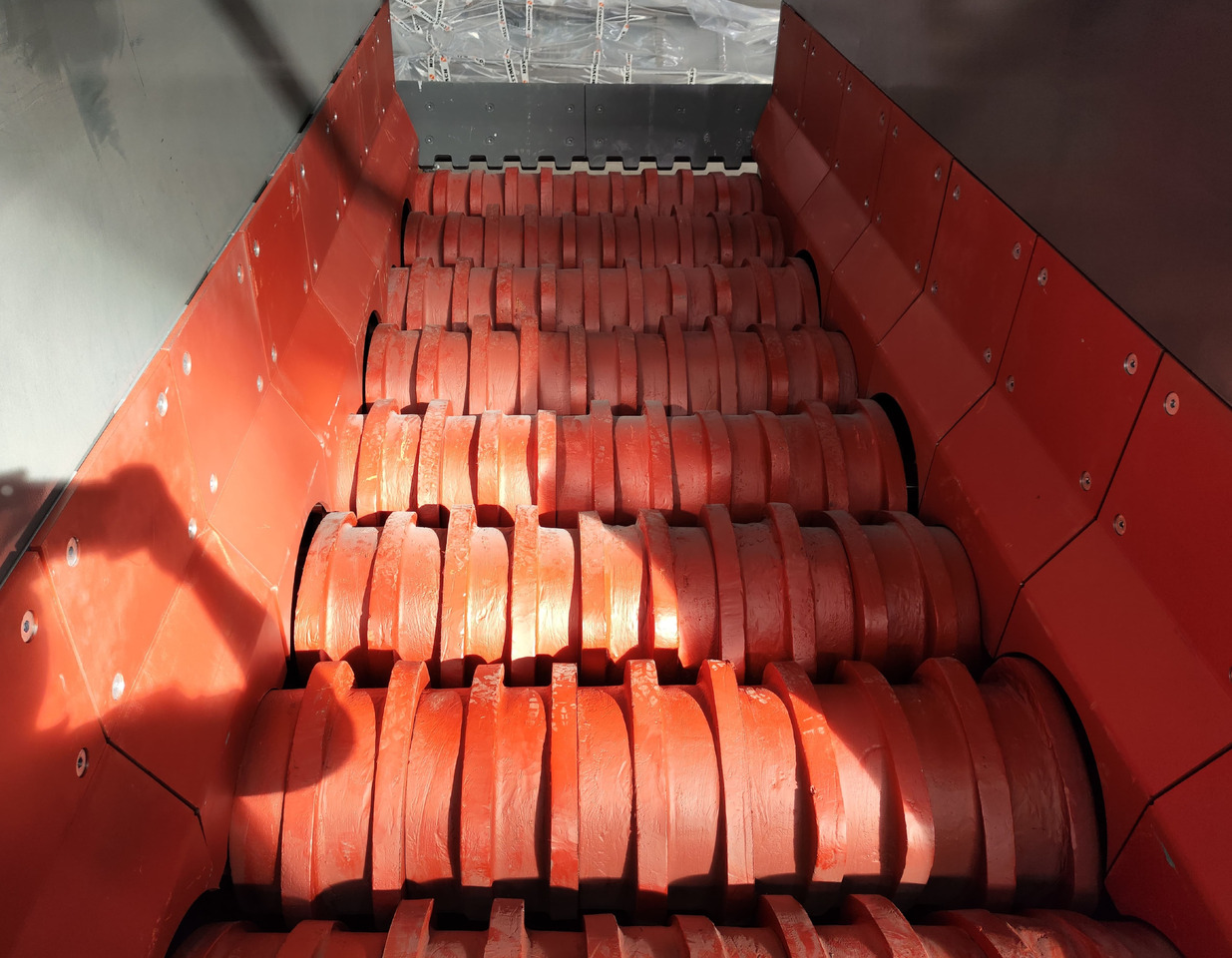 CONSTMACH High-Performance Wobbler Feeder for Continuous Material Flow | Industrial-Grade Feeder System - Kalnrūpniecības mašīna: foto 2 CONSTMACH High-Performance Wobbler Feeder for Continuous Material Flow | Industrial-Grade Feeder System - Kalnrūpniecības mašīna: foto 2