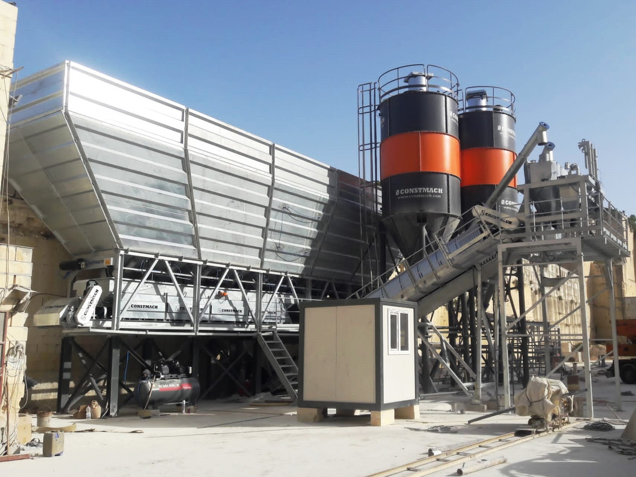 Constmach 100 m³/h Dry Type Concrete Batching Plant - Betona rūpnīca: foto 2 Constmach 100 m³/h Dry Type Concrete Batching Plant - Betona rūpnīca: foto 2
