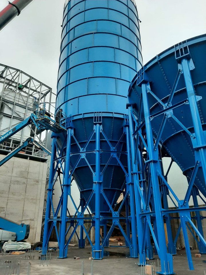 Constmach 3000 Ton Capacity Cement Silo - Cementa tvertne: foto 1 Constmach 3000 Ton Capacity Cement Silo - Cementa tvertne: foto 1