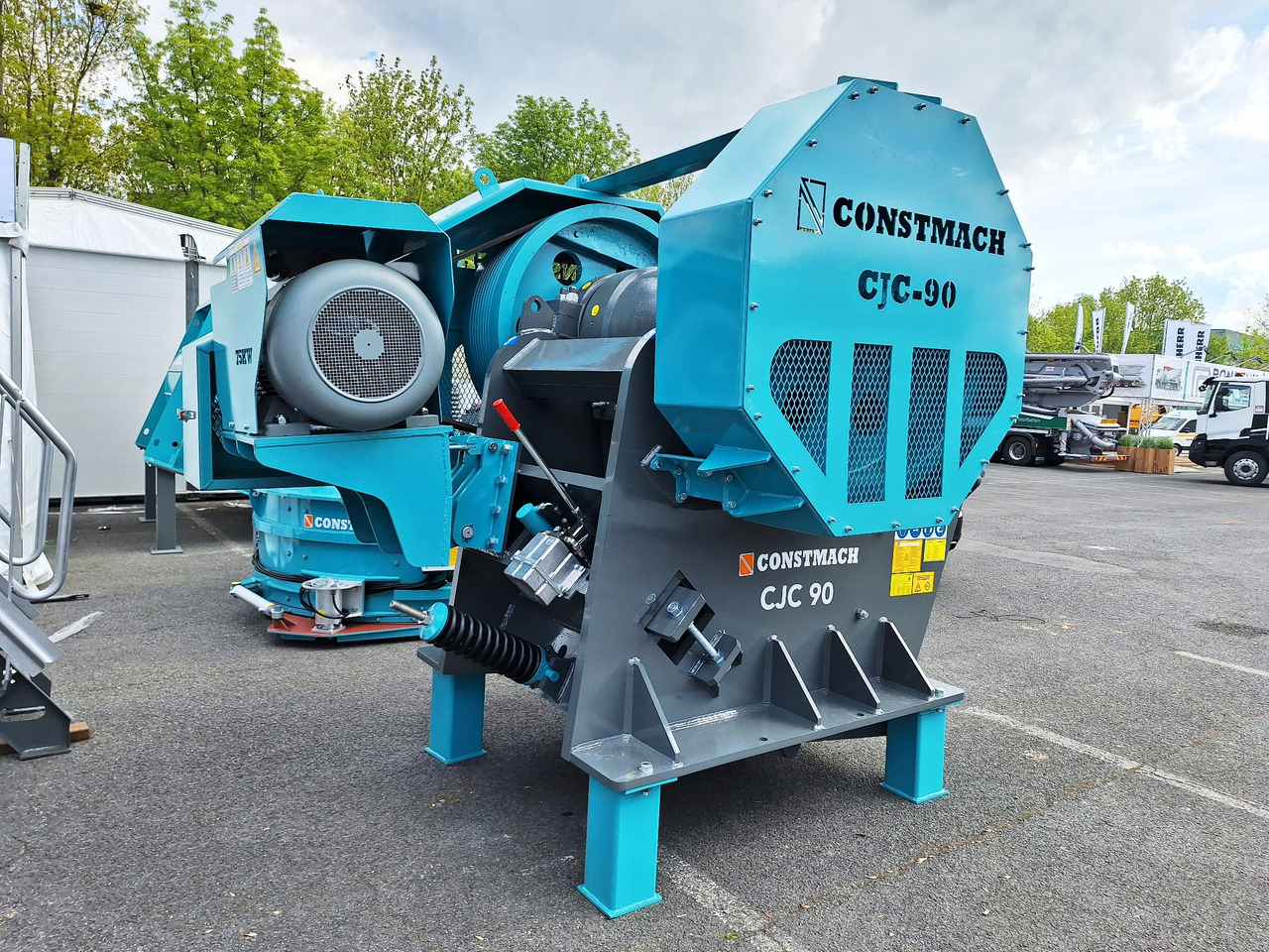 Constmach 420-850 Tph Backenbrecher Bester Preis - Žokļu drupinātājs: foto 1 Constmach 420-850 Tph Backenbrecher Bester Preis - Žokļu drupinātājs: foto 1