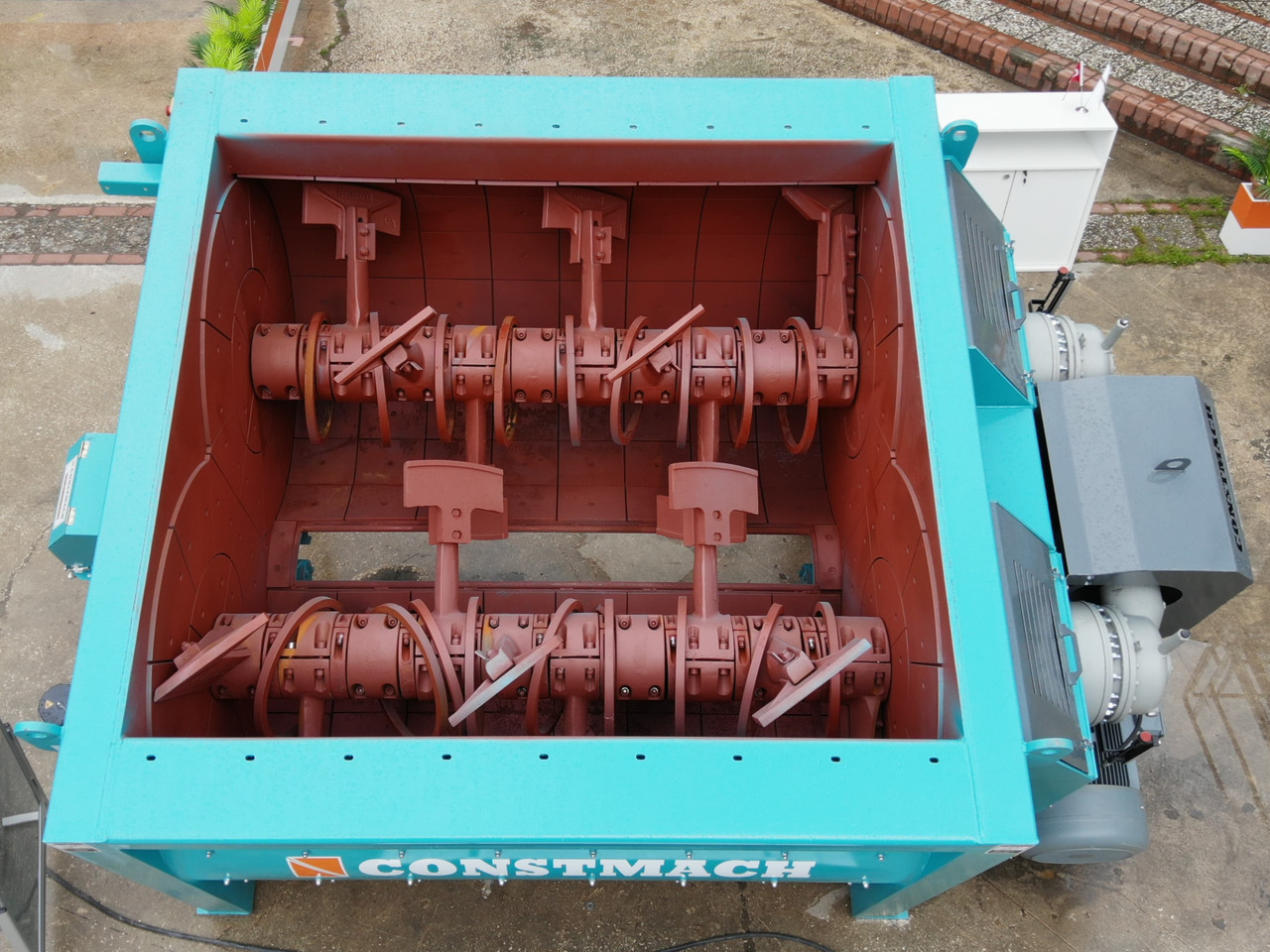 Constmach Doppelwellen-Betonmischer (Paddelmischer) - Betona maisītājs: foto 2 Constmach Doppelwellen-Betonmischer (Paddelmischer) - Betona maisītājs: foto 2