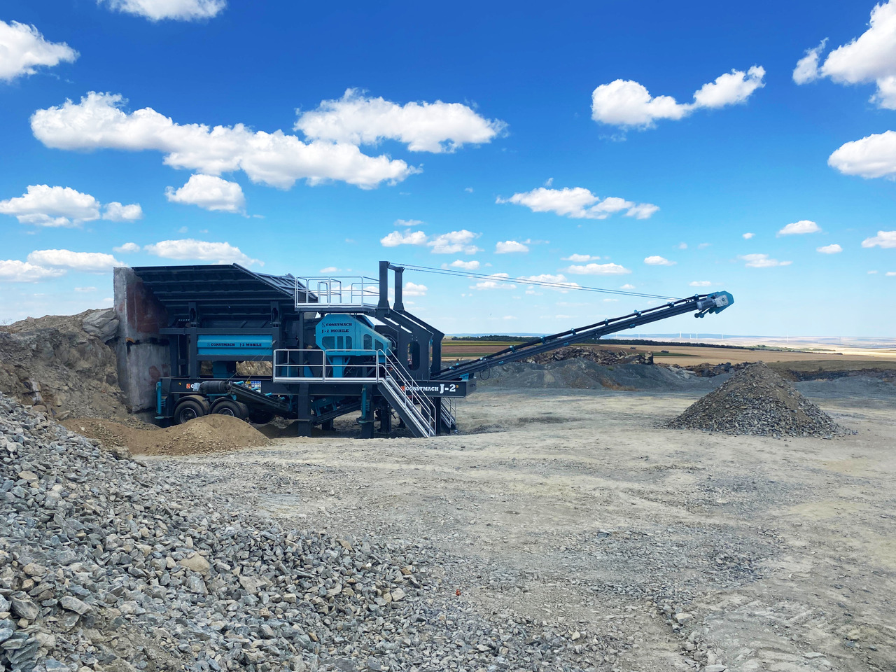 Constmach Mobile Jaw Crusher (Mobile Crusher) With Capacity Of 120-150 Tons - Mobilais drupinātājs: foto 3 Constmach Mobile Jaw Crusher (Mobile Crusher) With Capacity Of 120-150 Tons - Mobilais drupinātājs: foto 3