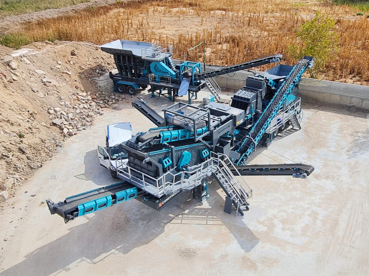 Constmach Mobile Prallbrech- und Siebanlage mit einer Kapazität von 150-200 Tonnen - Mobilais drupinātājs: foto 1 Constmach Mobile Prallbrech- und Siebanlage mit einer Kapazität von 150-200 Tonnen - Mobilais drupinātājs: foto 1