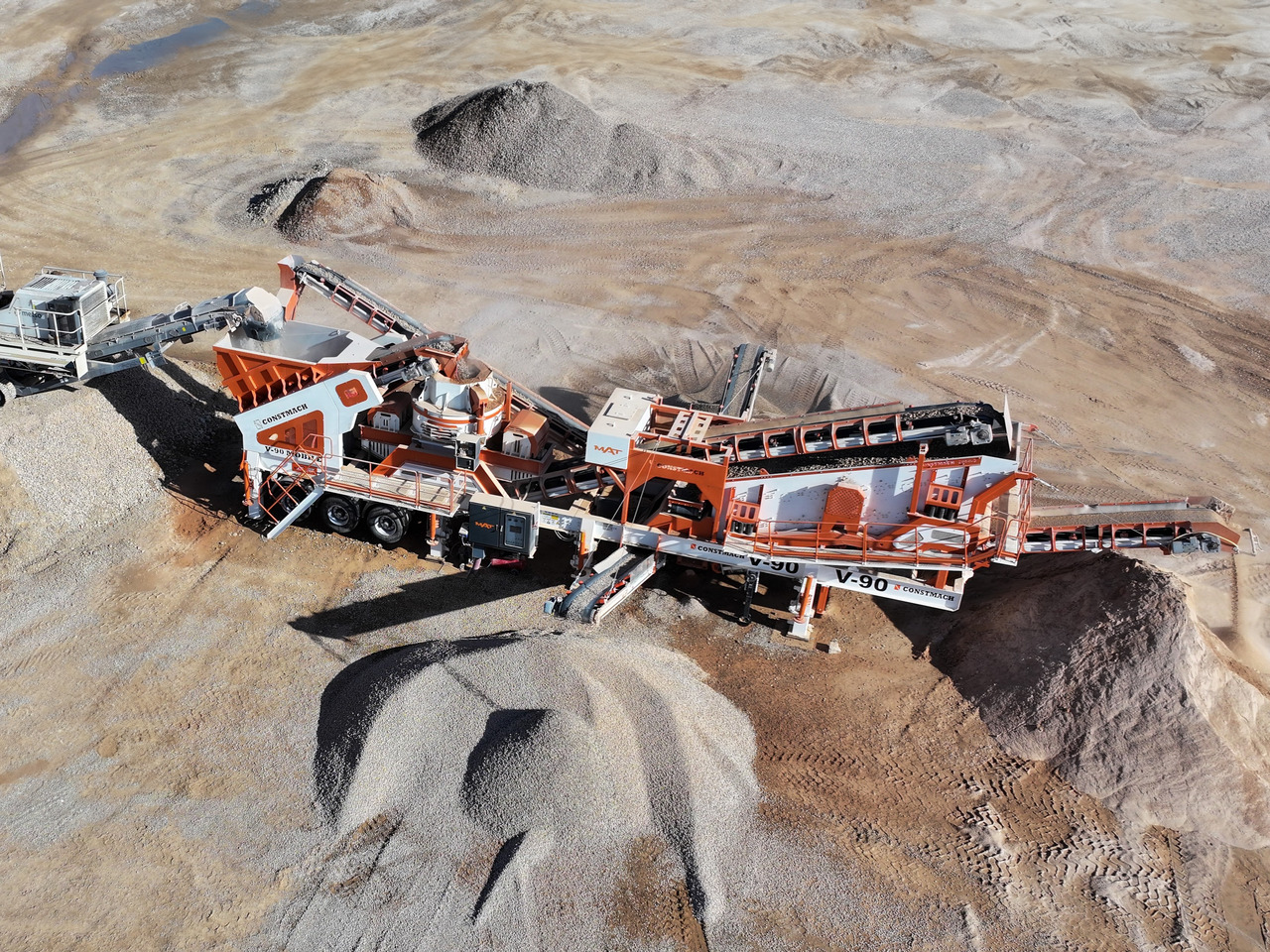 Constmach Mobiler Prallbrecher mit vertikaler Welle und einer Kapazität von 250 t/h - Mobilais drupinātājs: foto 3 Constmach Mobiler Prallbrecher mit vertikaler Welle und einer Kapazität von 250 t/h - Mobilais drupinātājs: foto 3