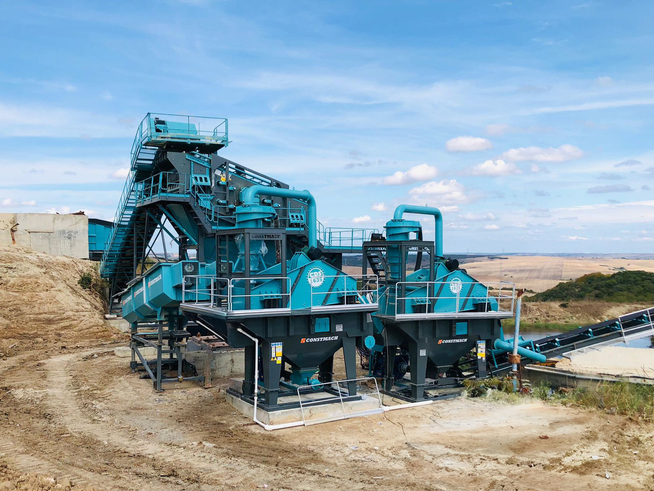 Constmach Stationäre Wasch- und Siebanlagen (Sand-, Kies-, Schotter Wäsche und -siebung) - Sijātājs: foto 3 Constmach Stationäre Wasch- und Siebanlagen (Sand-, Kies-, Schotter Wäsche und -siebung) - Sijātājs: foto 3