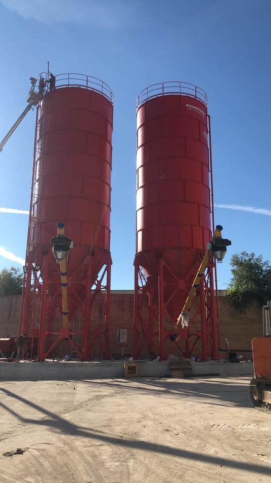 Constmach Zement Silo mit 300 Tonnen Kapazität - Cementa tvertne: foto 3 Constmach Zement Silo mit 300 Tonnen Kapazität - Cementa tvertne: foto 3