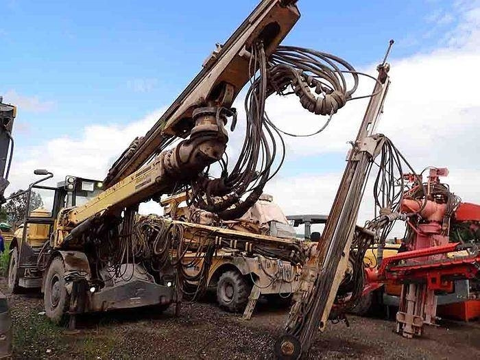 Atlas Copco BOOMER E2C - Urbšanas mašīna: foto 3 Atlas Copco BOOMER E2C - Urbšanas mašīna: foto 3