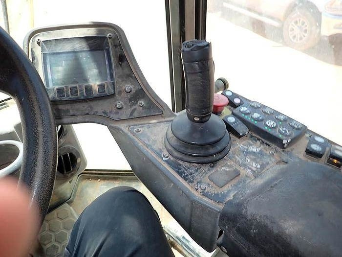 Vibrobliete CAT CS64B: foto 19