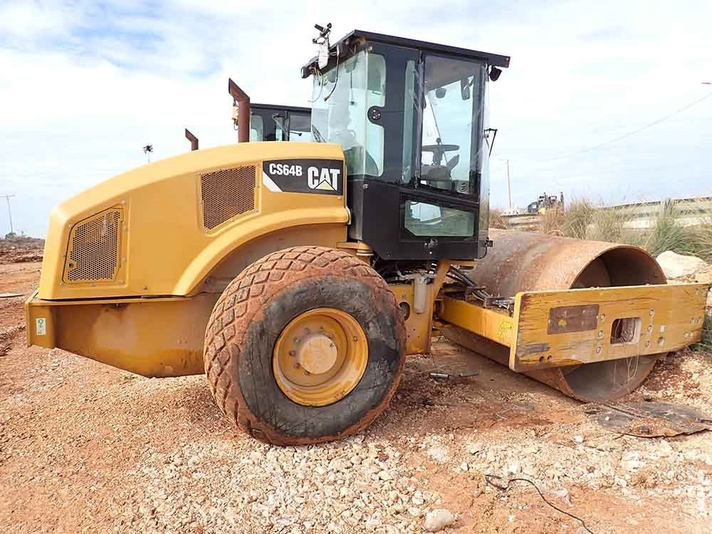 CAT CS64B - Vibrobliete: foto 3 CAT CS64B - Vibrobliete: foto 3