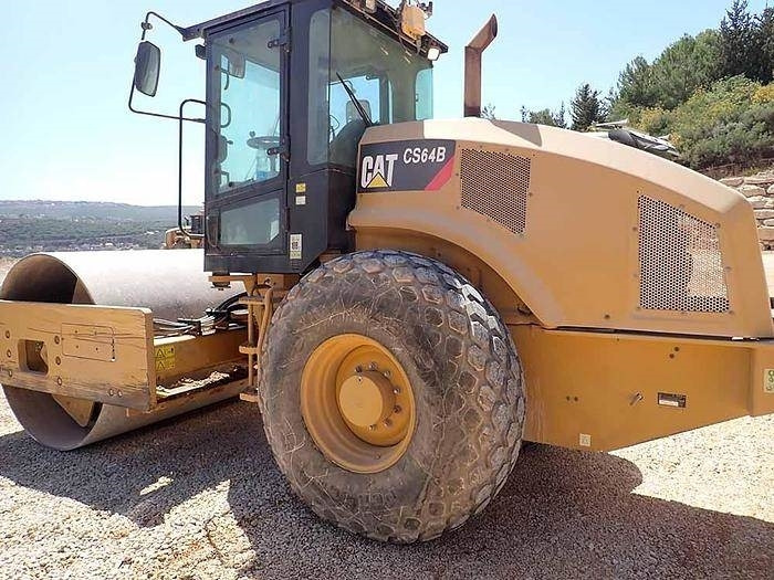 CAT CS64B - Vibrobliete: foto 4 CAT CS64B - Vibrobliete: foto 4