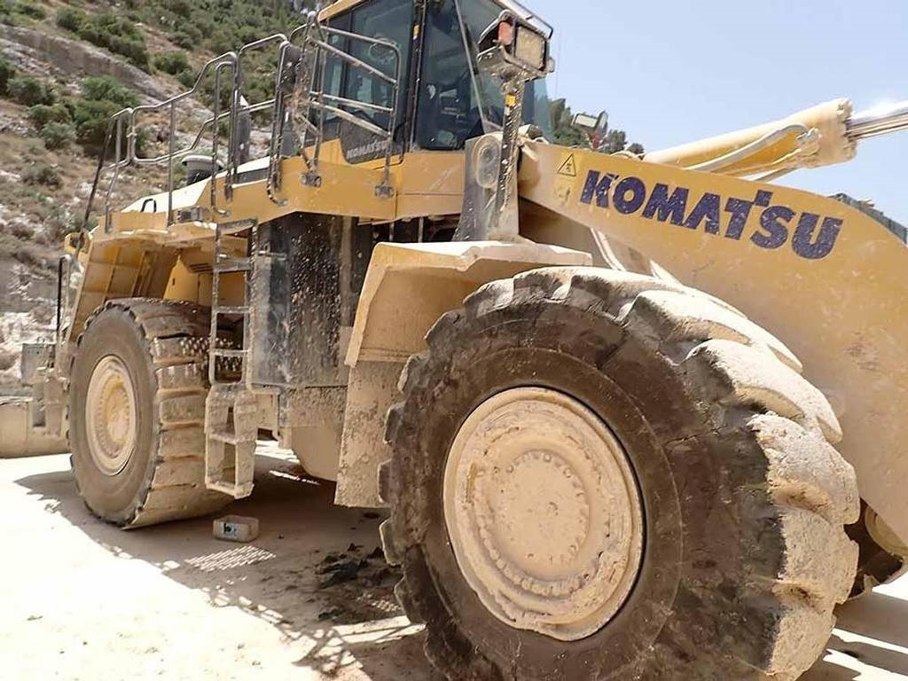 Komatsu WA600-8EO - Riteņu iekrāvējs: foto 5 Komatsu WA600-8EO - Riteņu iekrāvējs: foto 5